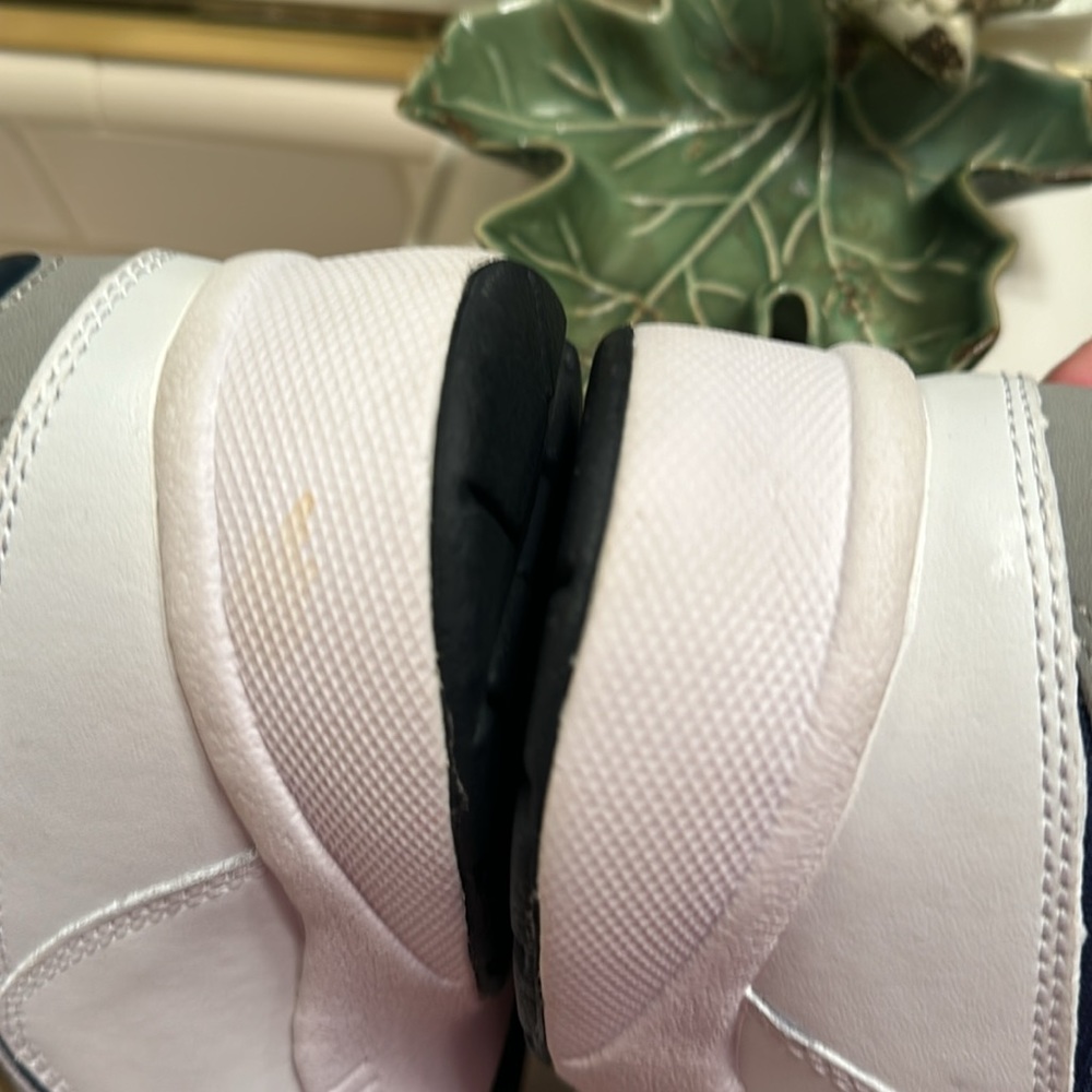 Easy Spirit White Leather Romy Walk & Run Athletic shoes -Size 9 EUC - Picture 10 of 13